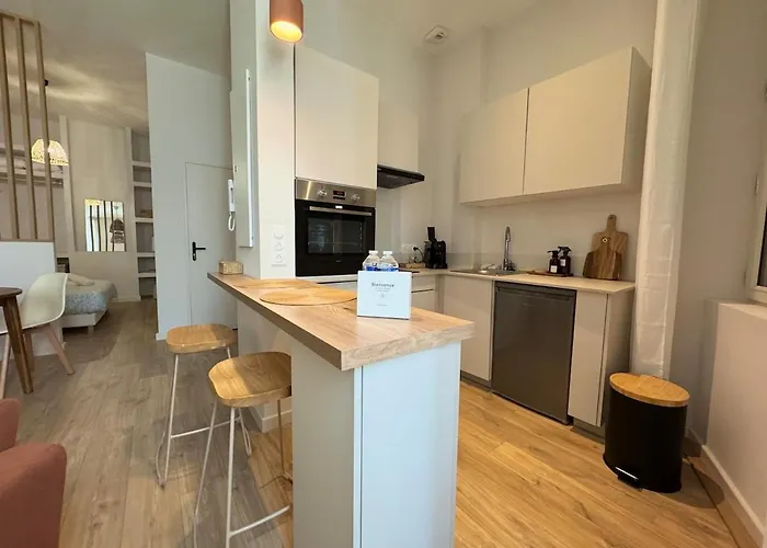 Gabriel - T1 Bis Avec 1 1 Salle De Bain *